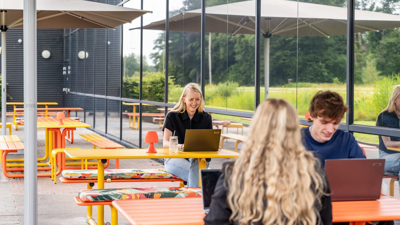 MaximaVida metalen bijzettafel krukje Max 45 cm olijfgroen