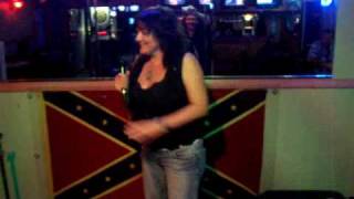 Suzette singing &quot;You Make It Seems So Easy&quot; by the Kinleys