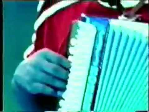 Que me perdone si puede.  La combinación Vallenata Jean Carlos centeno y Víctor rey Reyes