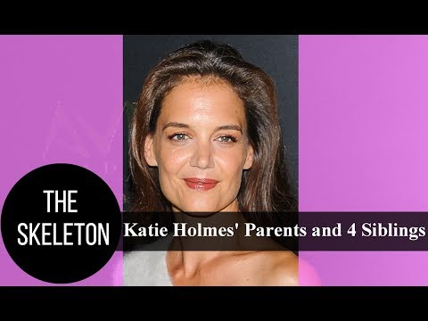 Katie Holmes' Parents and 4 Siblings