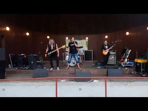 Stará škola - SŠJ - Black Sabbath - War Pigs