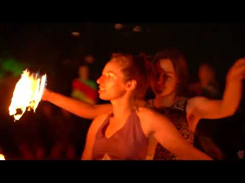 Fireshow FORM -  Summer Contrast 2021