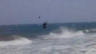 preview picture of video 'Wave kiting - Mui Ne, Vietnam'