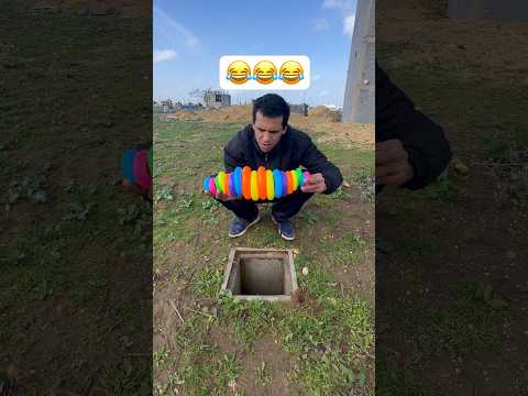 فاش كيتفرجو ولاد ختي 😂