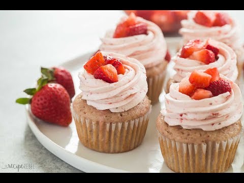 download lagu mp3 mp4 Easy Strawberry Frosting For Cupcakes, download lagu Easy Strawberry Frosting For Cupcakes gratis, unduh video klip Easy Strawberry Frosting For Cupcakes