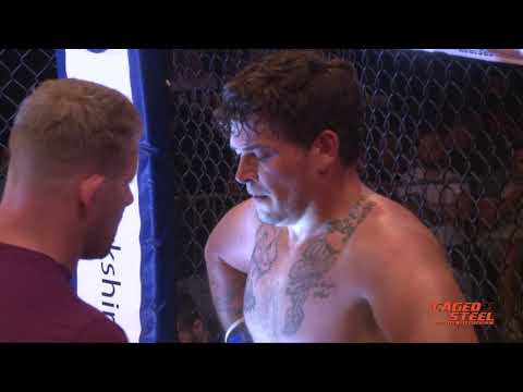 Simon Lee v Matty Omar - Caged Steel 23