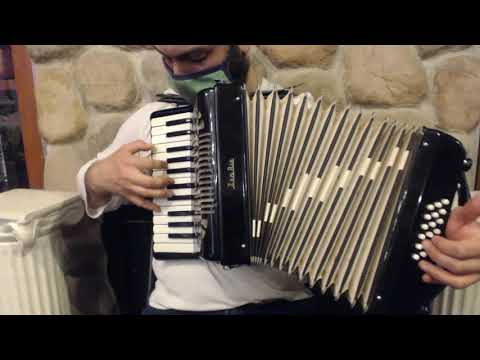 4124 - Black Sano Zon Rio Piano Accordion MM 25 12 $499