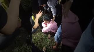 Download lagu mengungkap  misteri di makam daro desa segeran kidul penungggu nyai ronggeng dan nyai kunti. mp3
