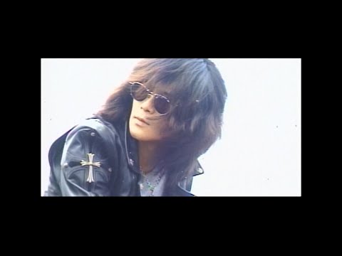 「すれ違いの純情」MV のサムネイル