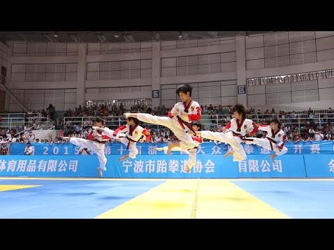 龙拳小子《男子汉》Dragon Boys 防弹少年团 BTS - Boy In Luv 2015 浙江大众跆拳道公开赛