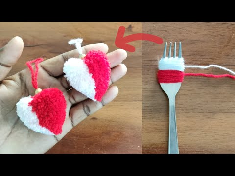 Latest Stylish Pom Pom Heart Making with Fork| Amazing Craft Ideas with Wool| How to Make Yarn Heart