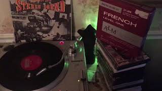 De La Soul ‘Transmitting From Mars’ French Sample!