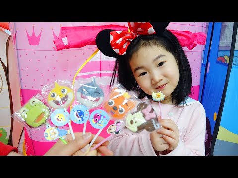 Boram memainkan game tantangan cokelat