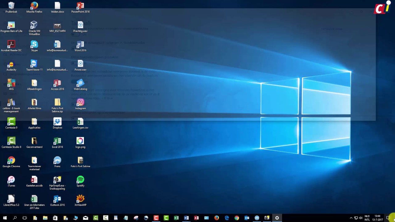 De opmaak van de taakbalk aanpassen in Windows 10