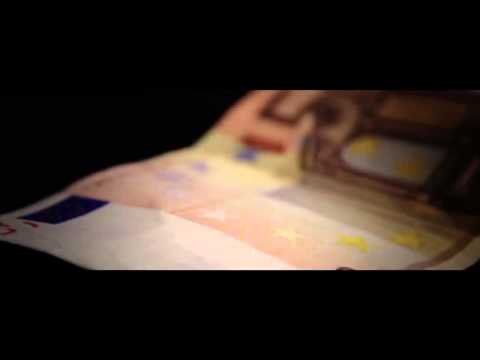 Massiv .Feat. Schwesta Ewa Wo sind eure eier hin