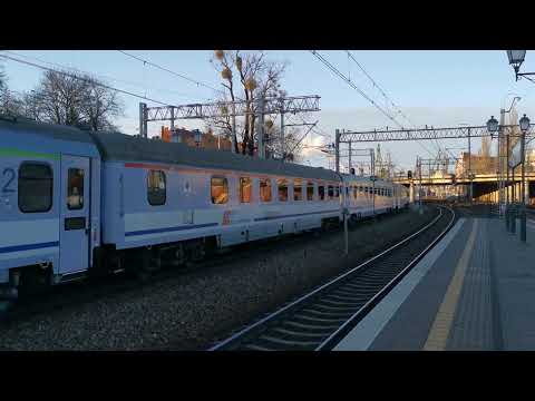 EP07-482 z IC 5604 "Mieszko" rel. Gdynia Gł. - Wrocław Gł. wjeżdża na stację Gdańsk Główny.