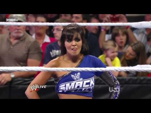 WWE Raw 04/25/11 - Eve vs. Layla