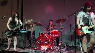 Skating Polly - "Hail Mary" live at Walter's Downtown (Houston, TX) 12/2017