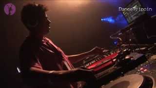 Cassius - Sound of Violence (Franco Cinelli Remix) [played by Seth Troxler]