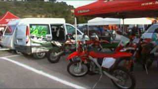 preview picture of video 'II Resistencia Enduro Pedralba: Ambiente previo a la competición (Parte 7 de 9)'