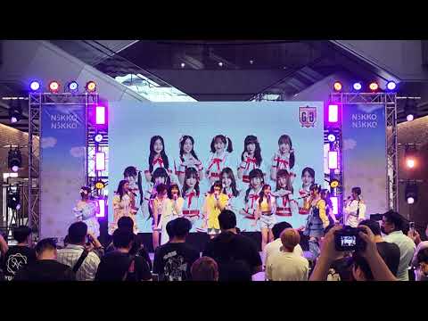 VID 2340 The Glass Girl Trainees  [Full Stage ]  Let's Seize The Light  @ The Market Bangkok