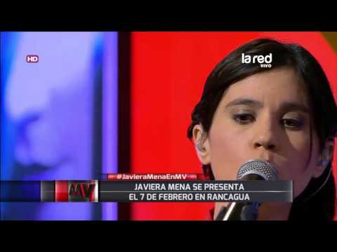 Javiera Mena nos deleitó con su nuevo single "Sincronía, Pegaso"