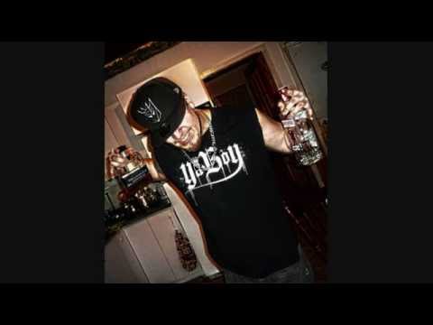 Merchaholic - They Say (Ft. Lil' T) + Lyrics