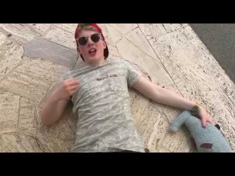 La parte 2 2015 di parassita kiseijuu kanketsuhen Attraverso una placenta i lyambliya sono capaci per arrivare