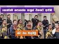 කොණ්ඩෙ කපාගන්න සැලුන් එකකට ආවම මට එන ස