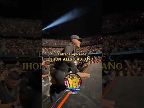 La entrada épica de Jhon Alex Castaño al escenario