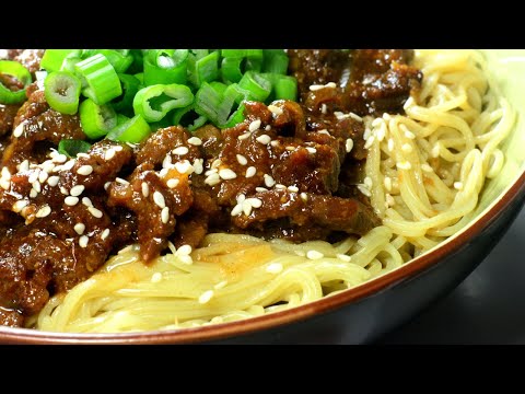 Hong Kong Street Food: Sa Cha Beef Skirt Strips Noodle