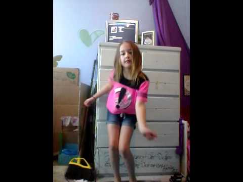 10 year old learns how to dance in 2 days