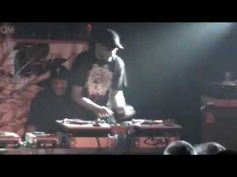 DJ Cutbrawl - The Ones & Twos live @ AN Club | 2011