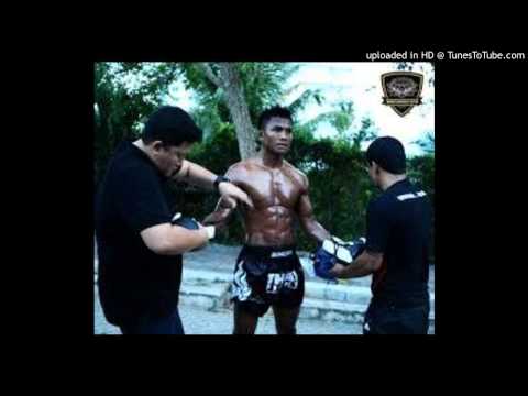 YUNG HIGHKICK TOXICWIDOW