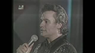 Juan Gabriel en el Teatro  La campiña 1991 / No me trates Mal