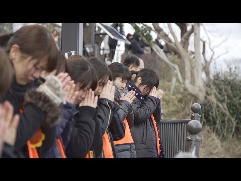 国際学科 みんなに笑顔をとどけ隊（2015）