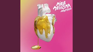 E Invece Music Video