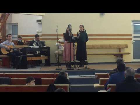 Surorile Perju - Îmmi ridic ochii către munți