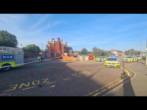 Station Hotel  Ellesmere Port on Fire