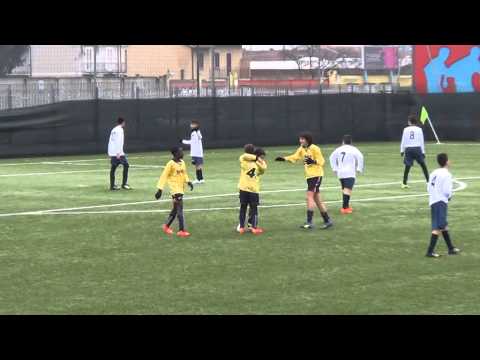 Victoria Ivest 2002 - Sport. Orbassano: Gol di Alessandro Mu.