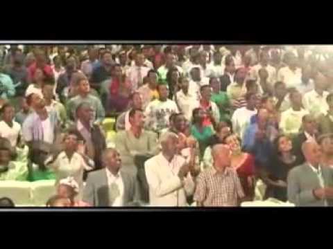 Amlaki New Yedegefegn (አምላኬ ነው የደገፈኝ) - Awtaru Kebede
