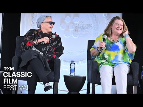 Thumbnail of the video: ‘A League of Their Own’ Cast Remembers Director Penny Marshall | TCMFF 2022