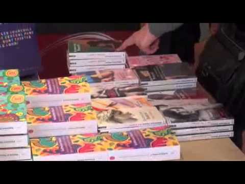 Katherine Pancol signe ses livres à la librairie Banse à Fécamp