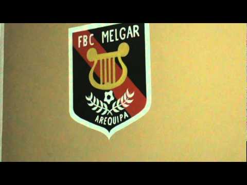 "Yo paro con vna barra" Barra: León del Svr &bull; Club: Melgar