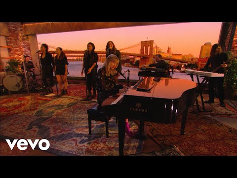 download lagu mp3 mp4 Taylor Swift Holy Ground Meaning, download lagu Taylor Swift Holy Ground Meaning gratis, unduh video klip Taylor Swift Holy Ground Meaning