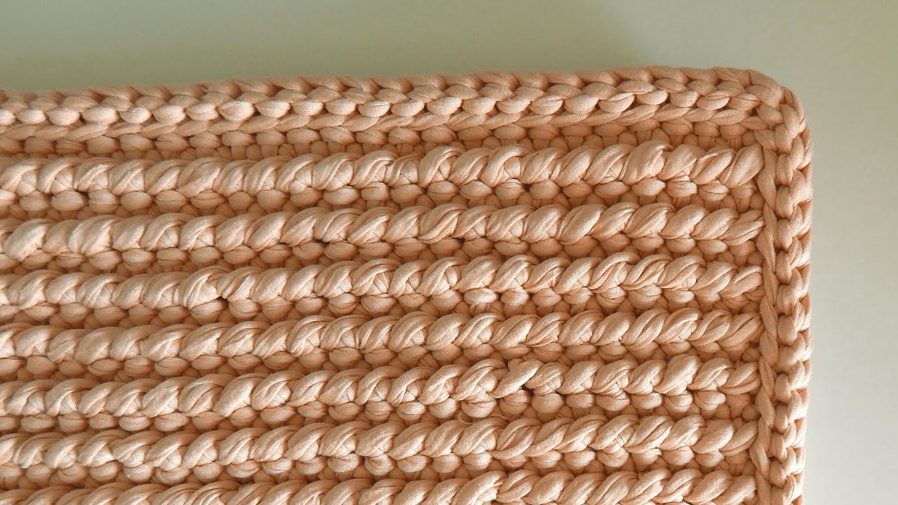 How to crochet a rectangular rug. Very easy crochet Rug. For the Beginner & Experienced Crocheter