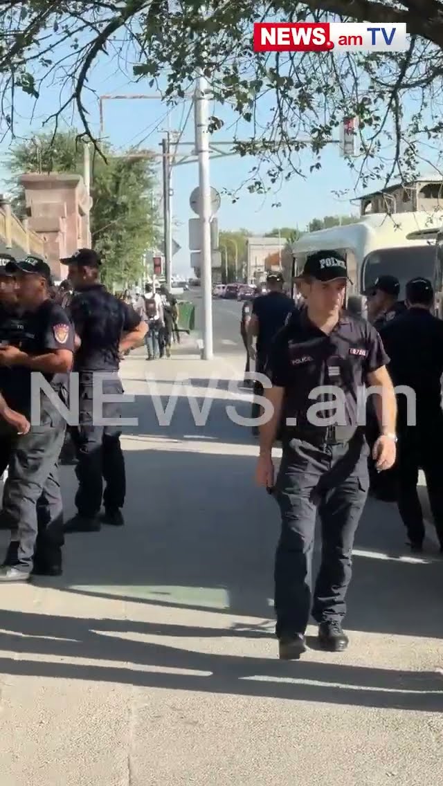 Ռոբերտ Քոչարյանի գործով դատական նիստից առաջ ոստիկանության զորք է բերվել դատարան