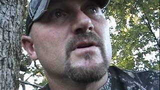 preview picture of video 'HOG HUNTING 2010-09-05 13.56.48 RICK BROWN MY MATHEWS Z7 (2010).avi'