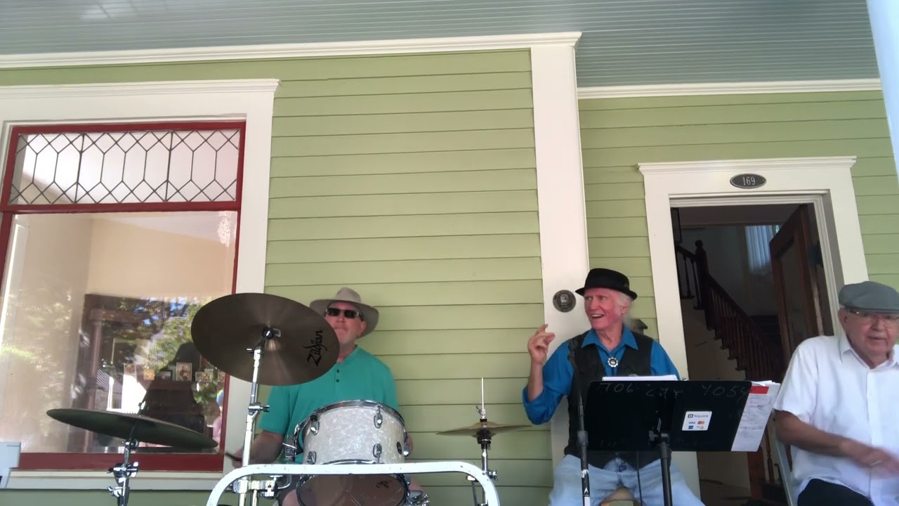 Promotional video thumbnail 5 for Dixieland Five Plus Two
