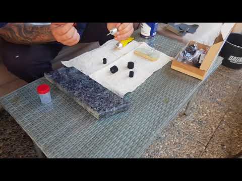 Moosgummireifen verkleben